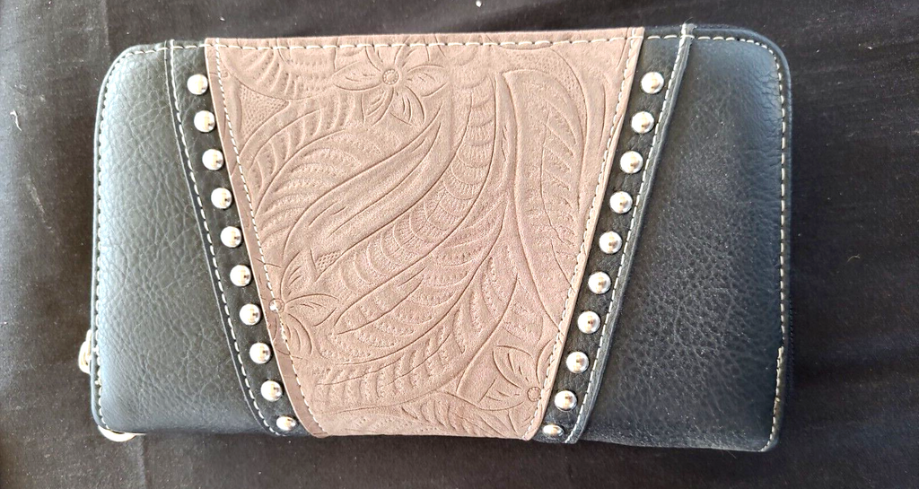 P & G Collection Western Style Brown PU Leather Wallet Clutch various styles