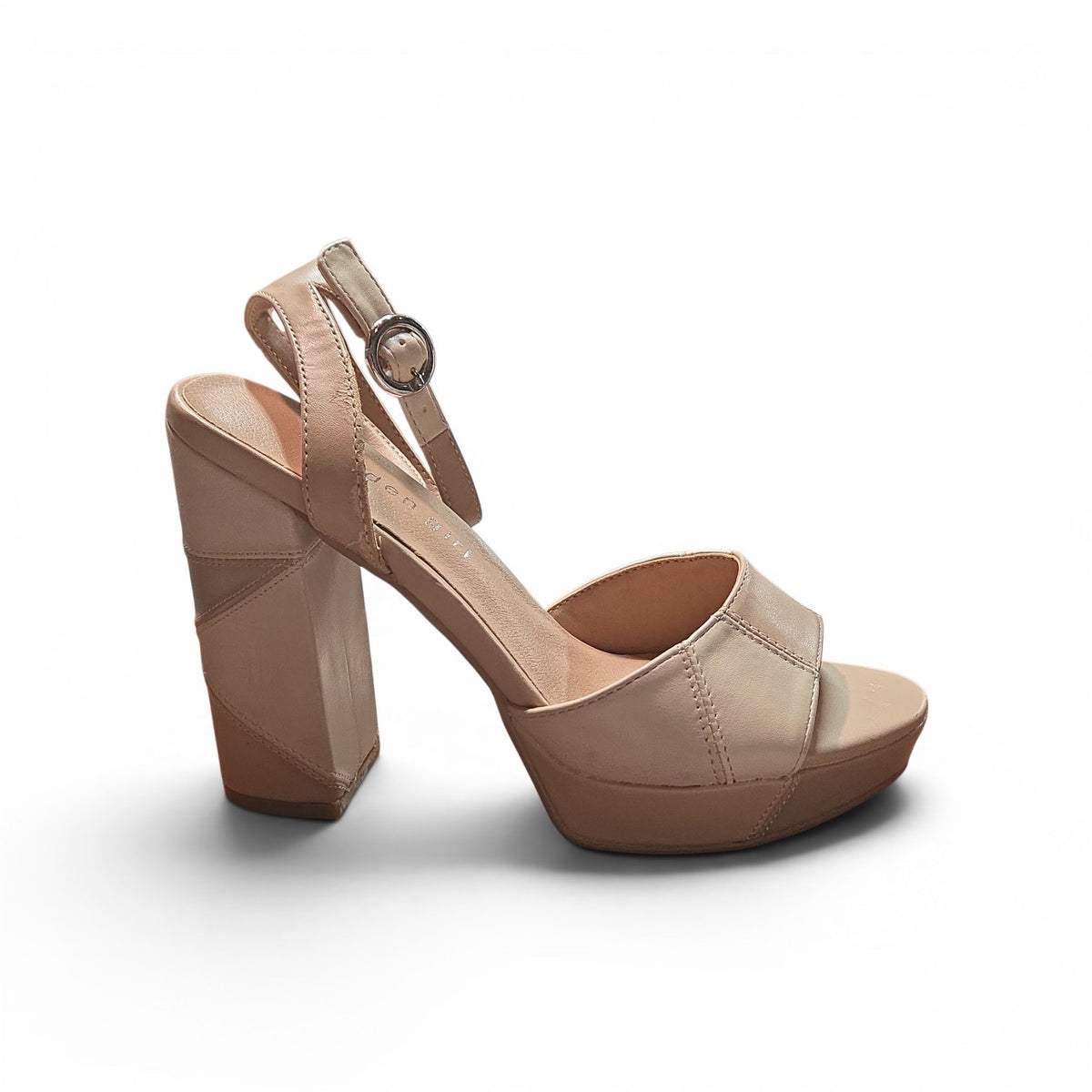 Madden Girl Beige Neutral Womens Block Heel Ankle Strap Platform Heels Size 6.5