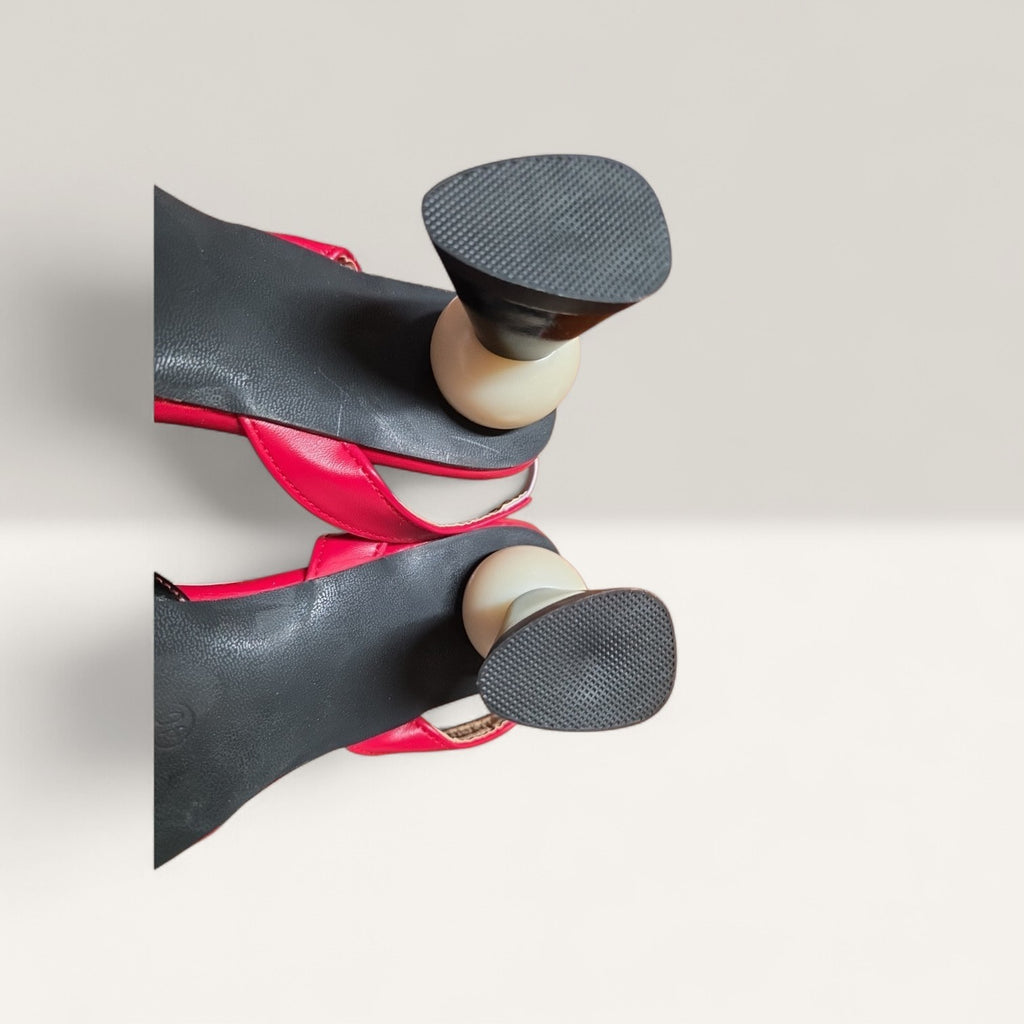 NEW!   Red and Black Pointed Toe Women’s High Heels Slip On Size 8.5