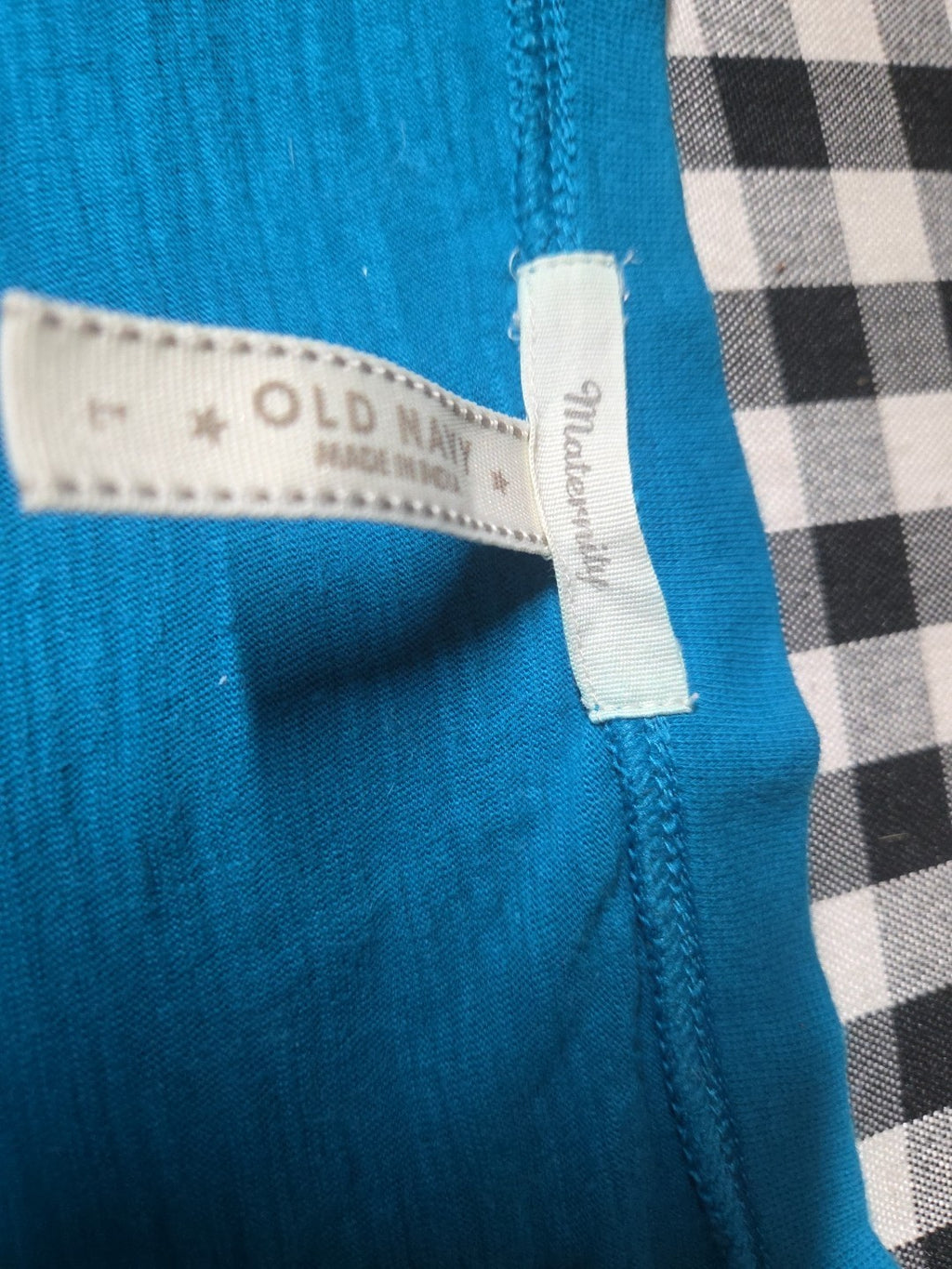Old Navy maternity blue scrunch side Long sleeve,