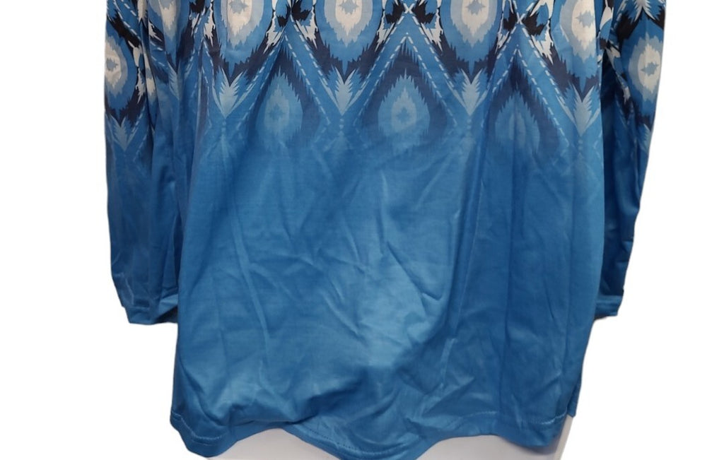 ✨Ladies Pretty Turquoise Black & White Design Pull Over Top Size Large