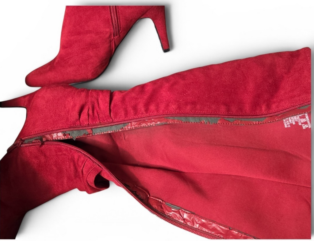 💖Vintage Covington   Red Suede Knee          Size-8  Boots