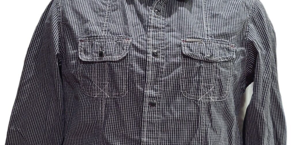 Marc Ecko Shirt Mens Small Black & White SNAP Front Button Up Camp Long Sleeve