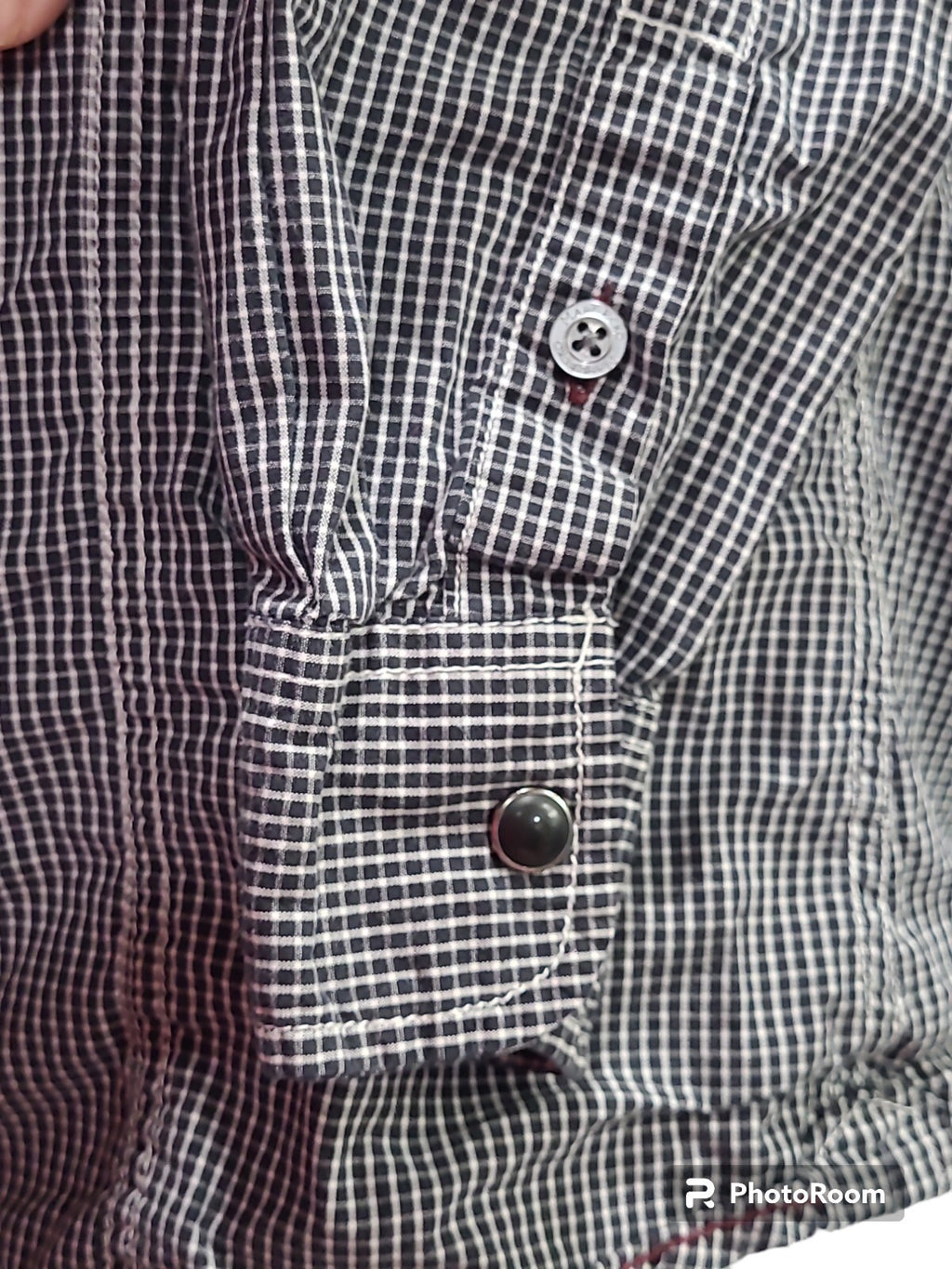 Marc Ecko Shirt Mens Small Black & White SNAP Front Button Up Camp Long Sleeve