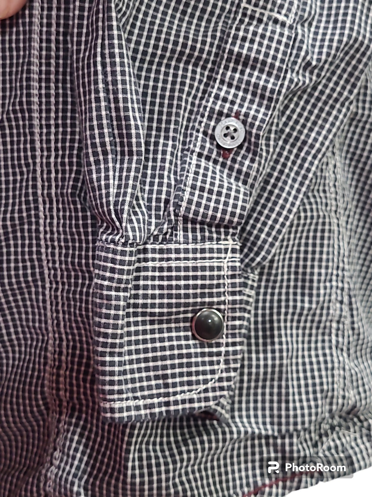 Marc Ecko Shirt Mens Small Black & White SNAP Front Button Up Camp Long Sleeve