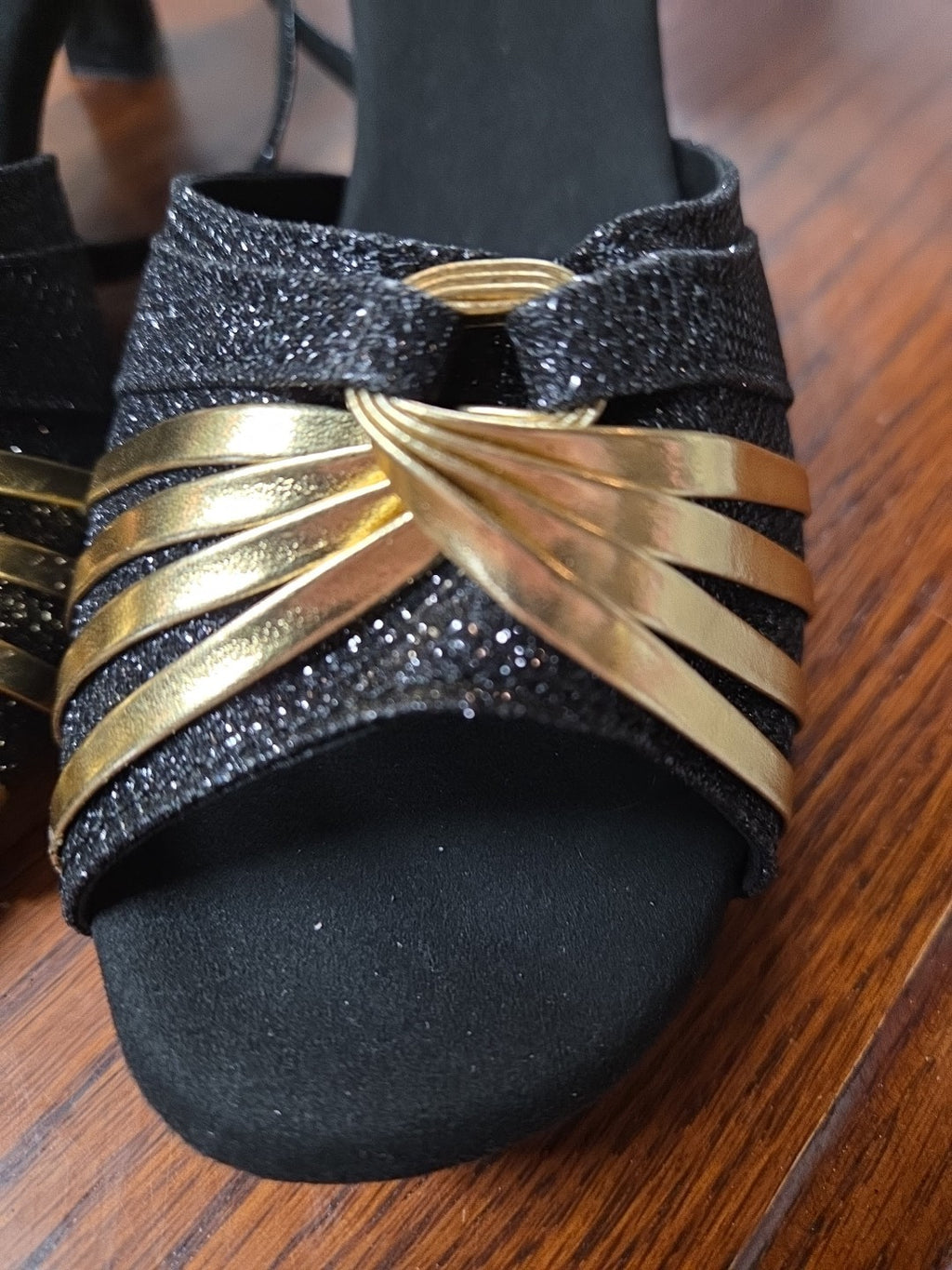 Women's Size 9 US  Dance Shoes  Ballroom Tango Salsa Black and Gold