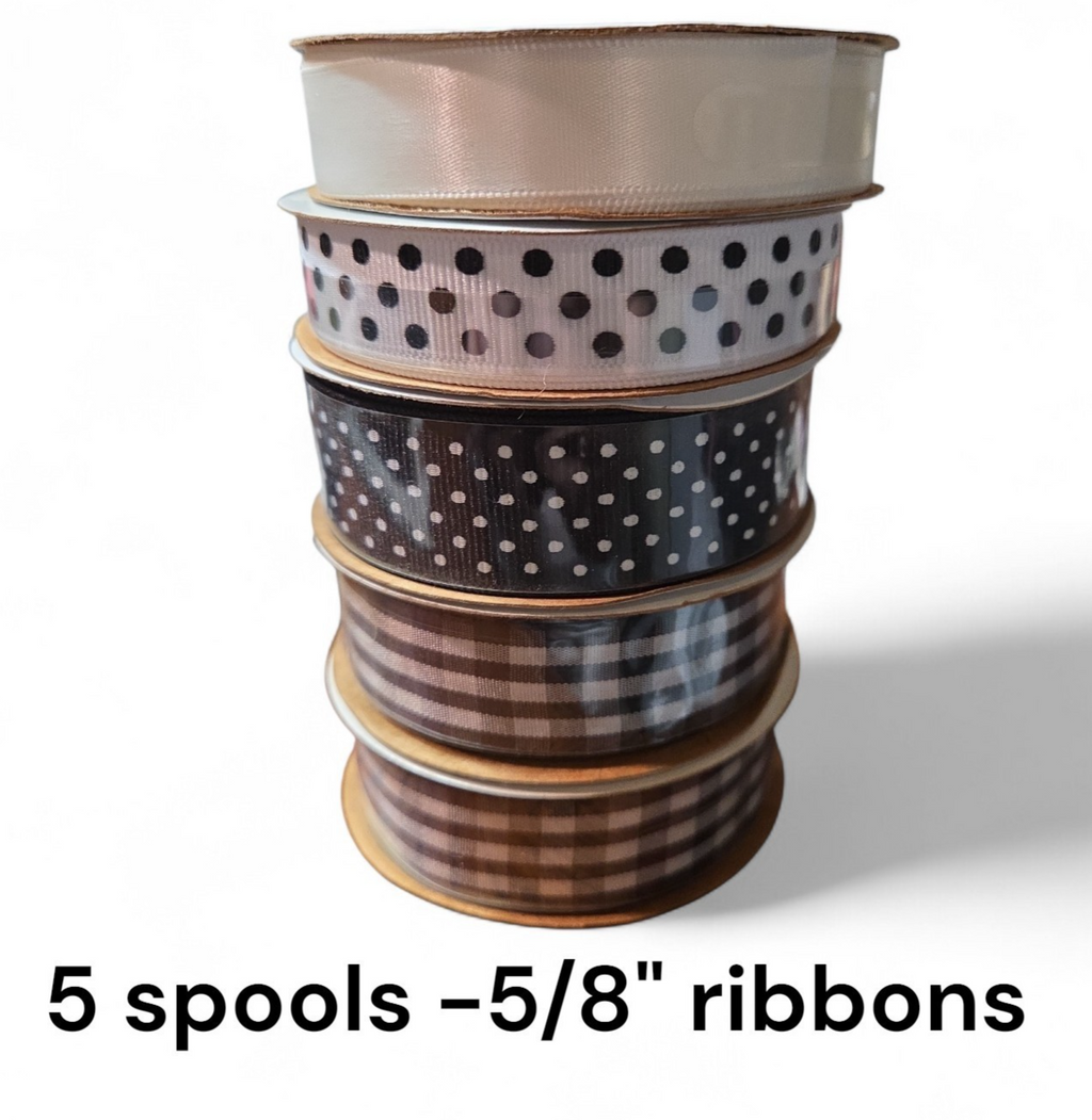 A Crafter's Treasure!  A Lot of Ribbons, Fabric, And Buttons 32 pcs