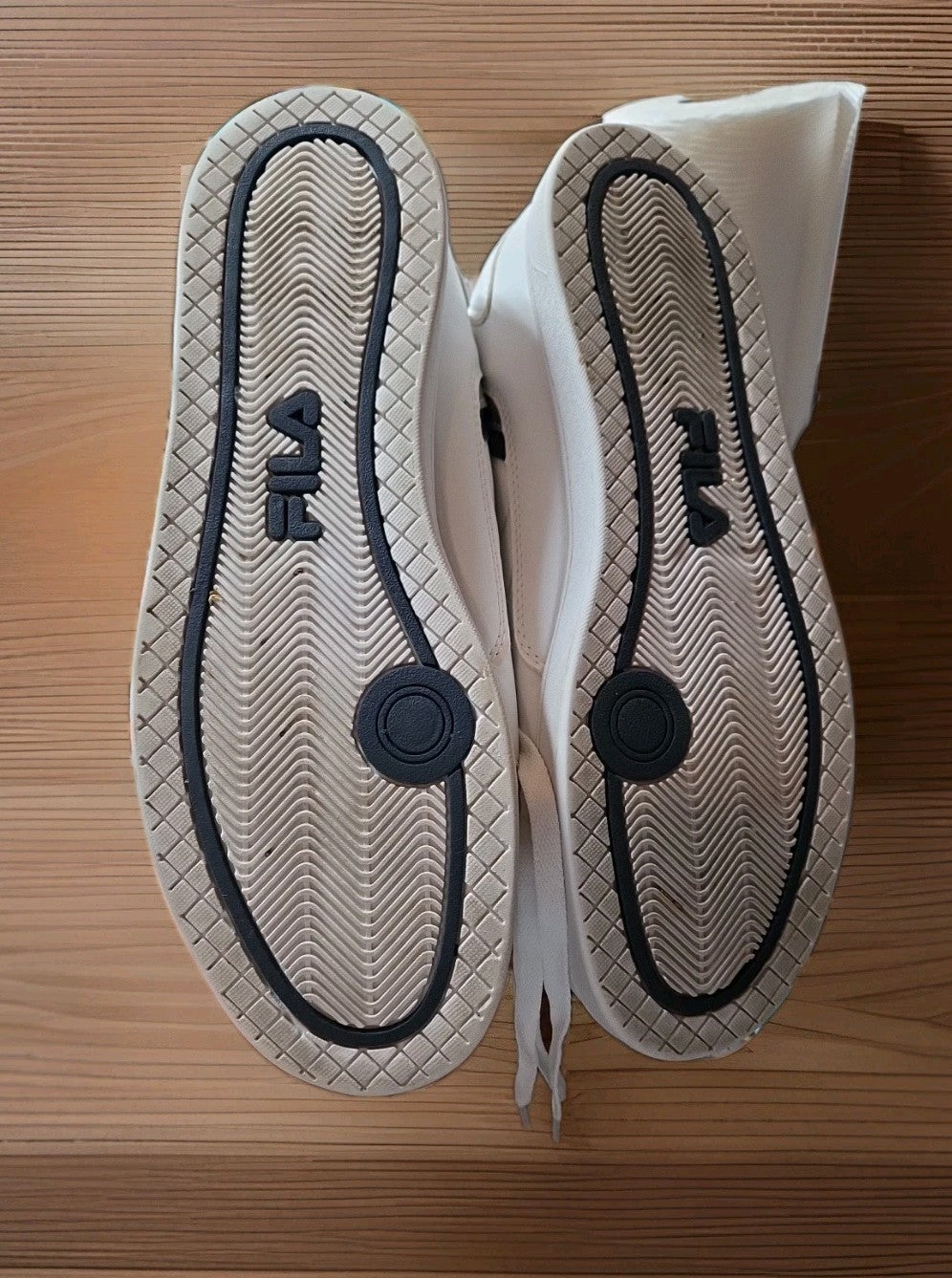 Fila Men's Shoes sneakers white size 10 casual walking