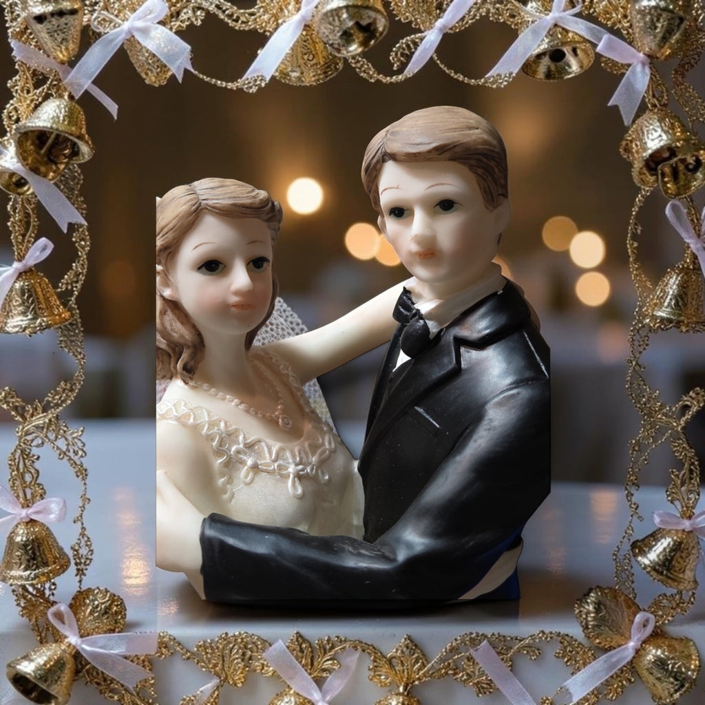 Bride and Groom Figurine White Wedding Couple Figurine Romantic Resin 8" #2